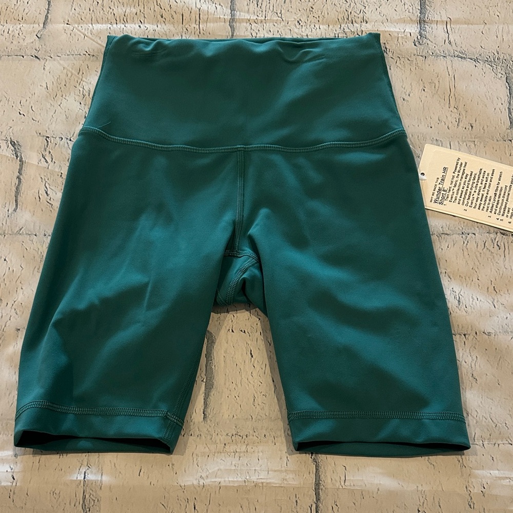 NWT Lululemon Emerald High-Rise Bike Shorts